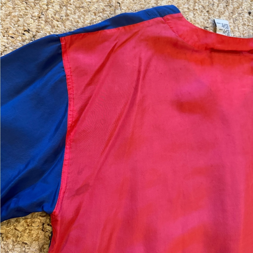 *3 for $9* Vintage Silk Colorblock Blouse - Picture 12 of 14